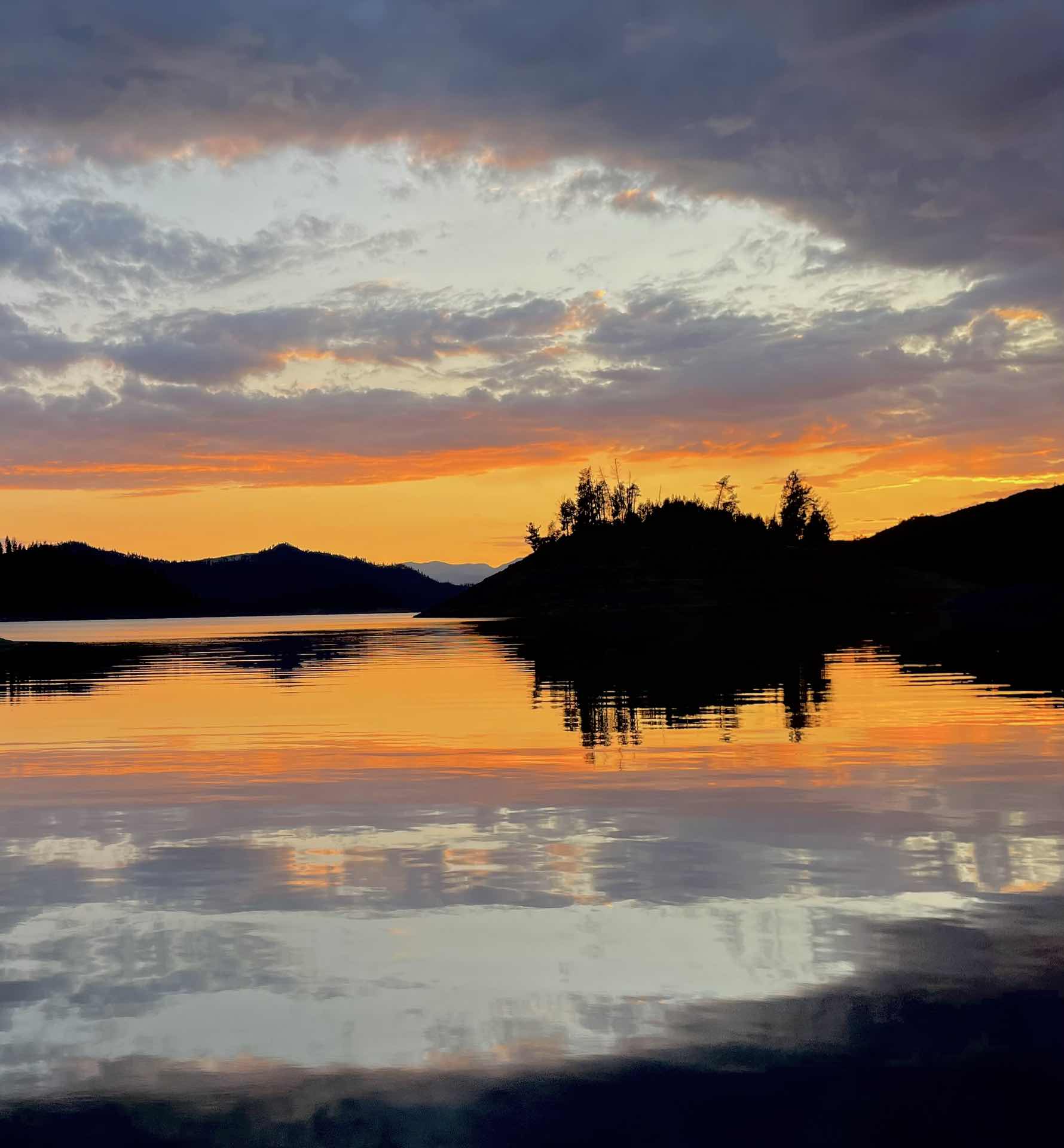 Sunset at lake Shasta, Redding CA