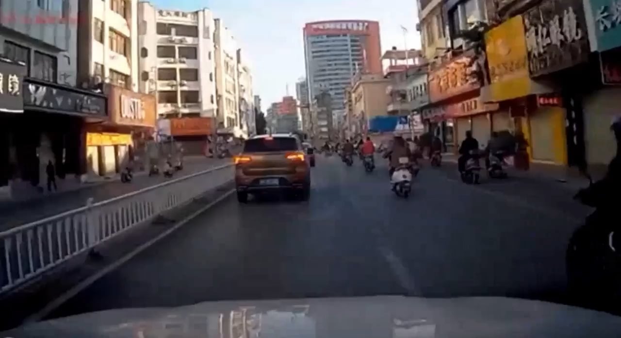 Should You Honk If Someone Cuts You Off But There's No Danger?