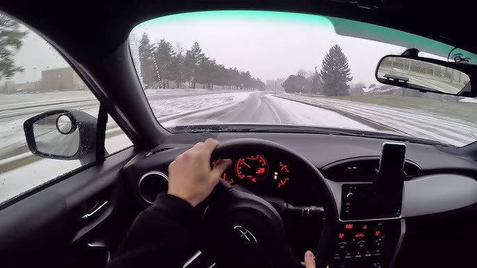 Which Car Brand Has the Slowest Drivers? My Daily Commute Observations