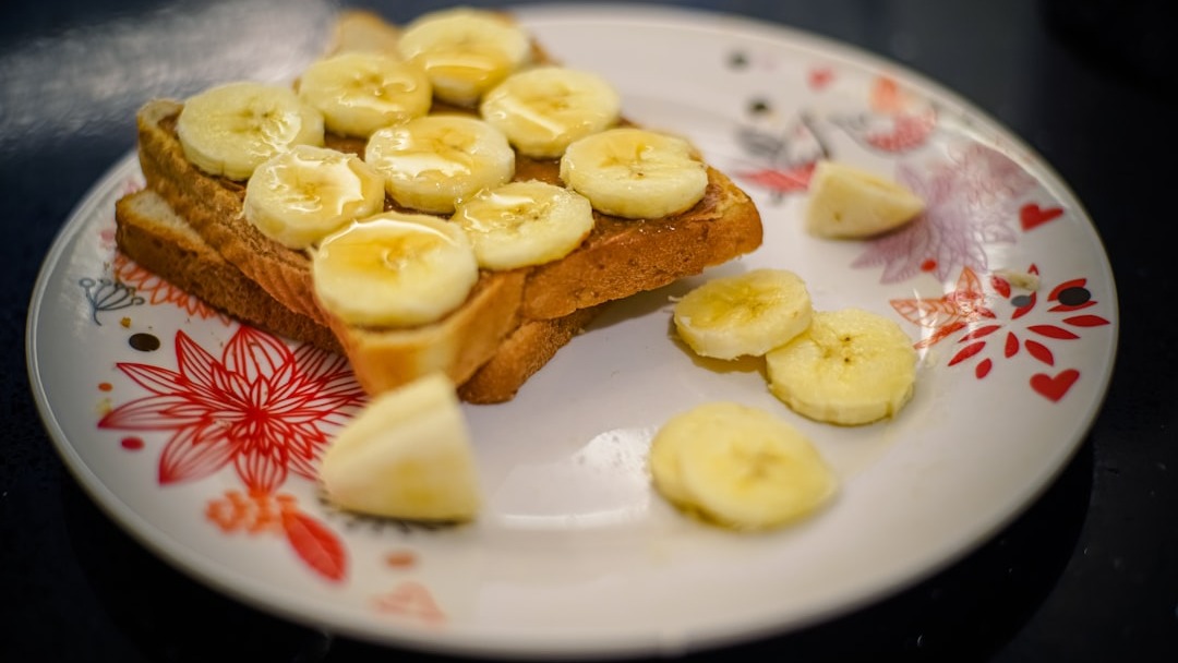 Turns out, the same toast as in restaurant can be made with a little money💰