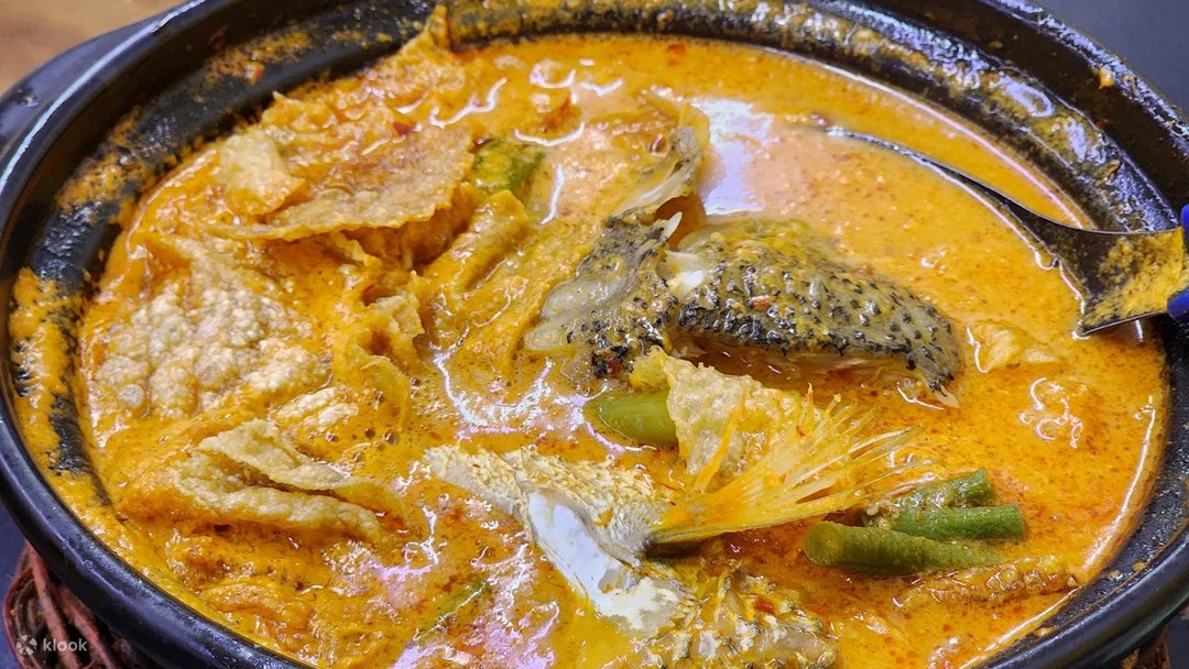 Fish Curry Simmers in the Chatti—Aroma Fills the Kitchen 🐟🍛