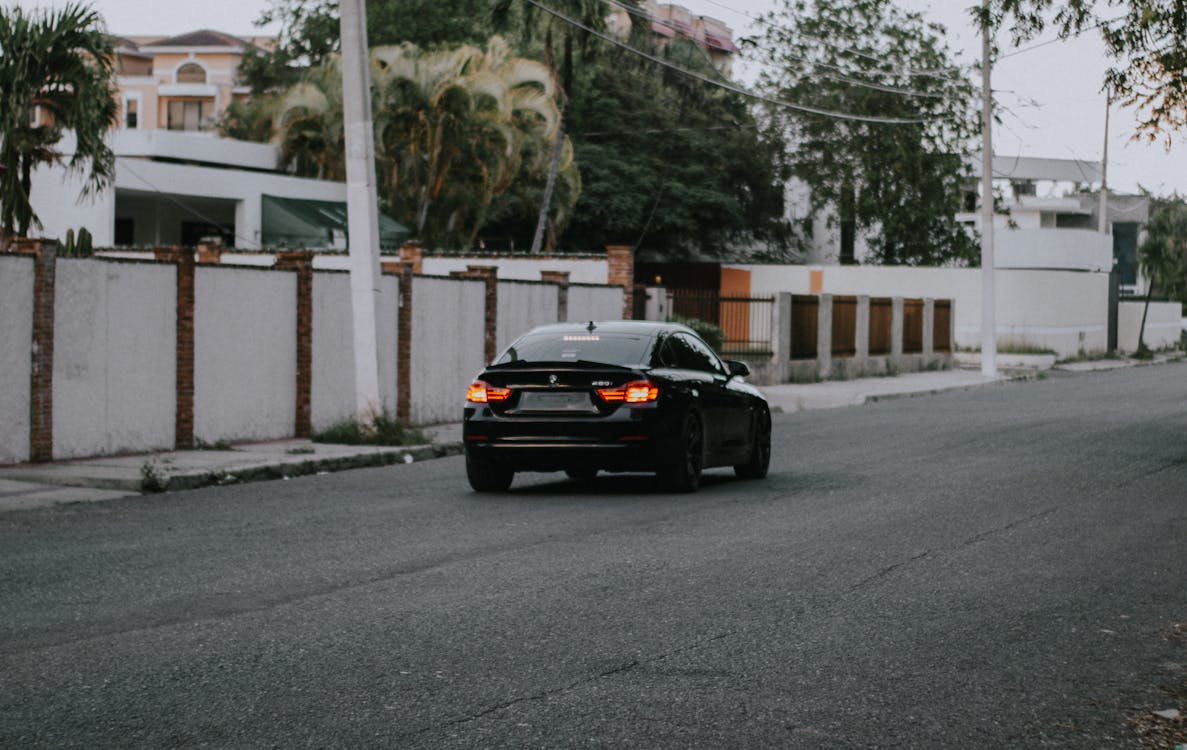 How Driving Anxiety Took Over My Life (And What Helped Me Cope)