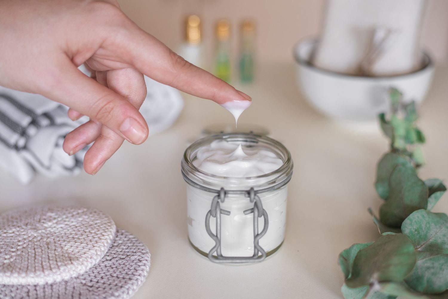 DIY Lotion Glow-Up: The Easy, Luxe Way to Nourish Your Skin at Home
