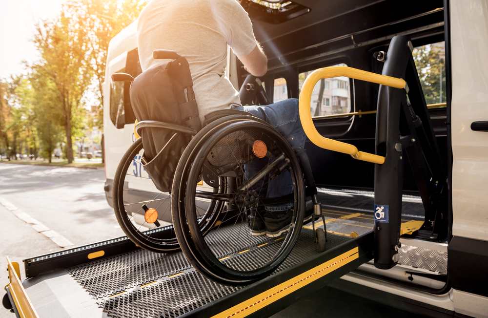 "For better photo ops" or blatant disrespect? Meghan's unsolicited wheelchair adjustment has social media FURIOUS. Was this just clueless or downright offensive? 😡 