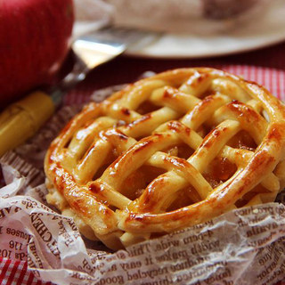 My grandma's secret apple pie recipe that makes everyone ask for seconds 🥧