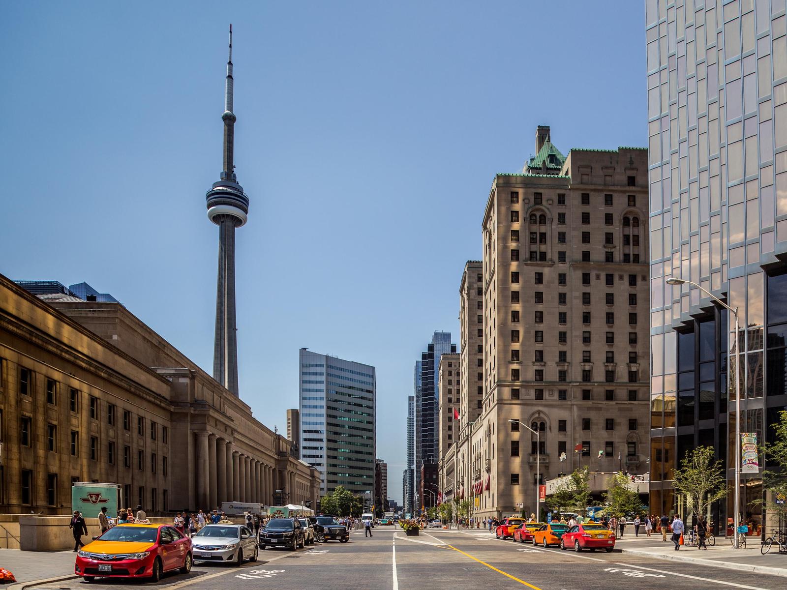 cheapest ways to get from ireland to canada?