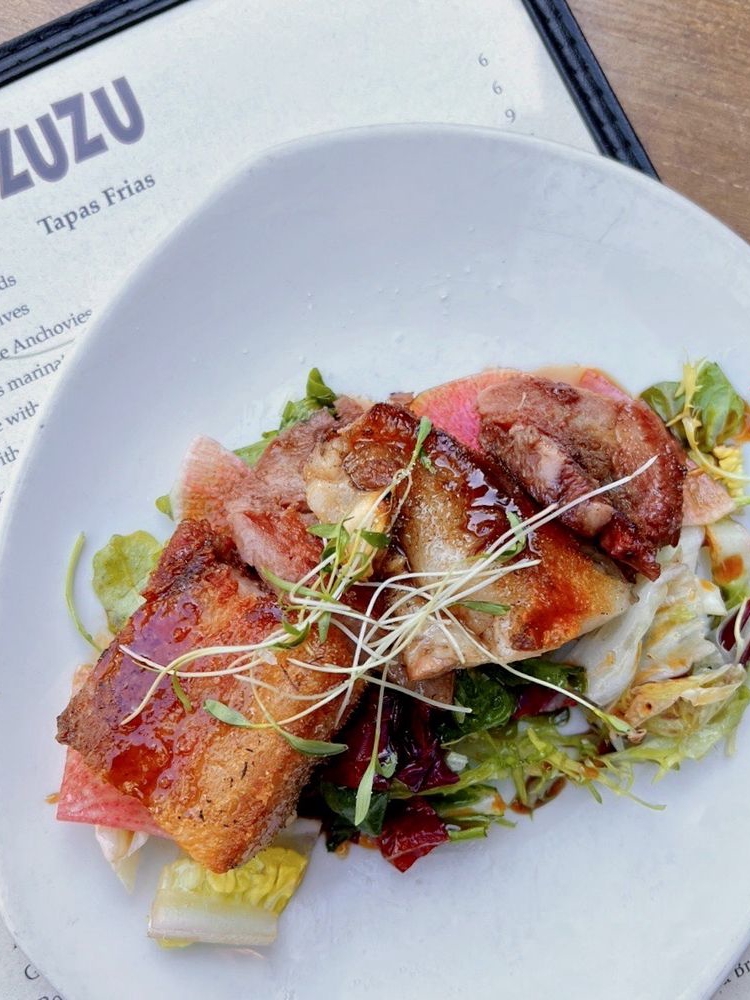 🍷🍽️ Zuzu: A Napa Staple for Tapas and G&Ts 🍤🍹