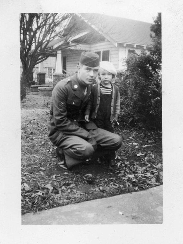 Did This WWII Photo Spark a Fandom Feud? 📸
