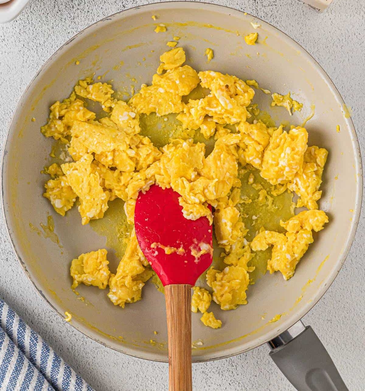 Smooth and creamy, Perfect scrambled eggs tutorial