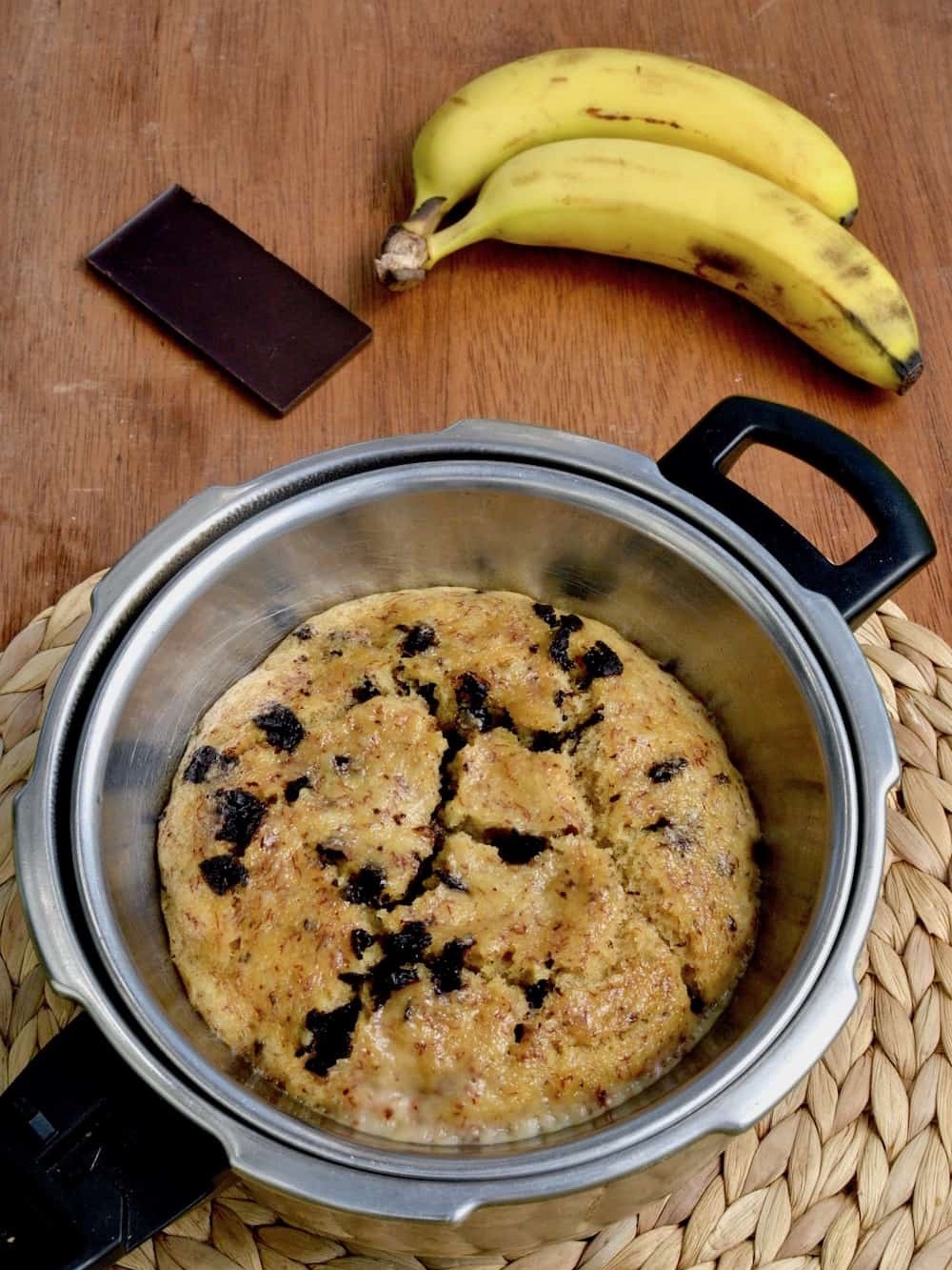 No oven cake? Yeah, you heard me. A pressure cooker works just fine.