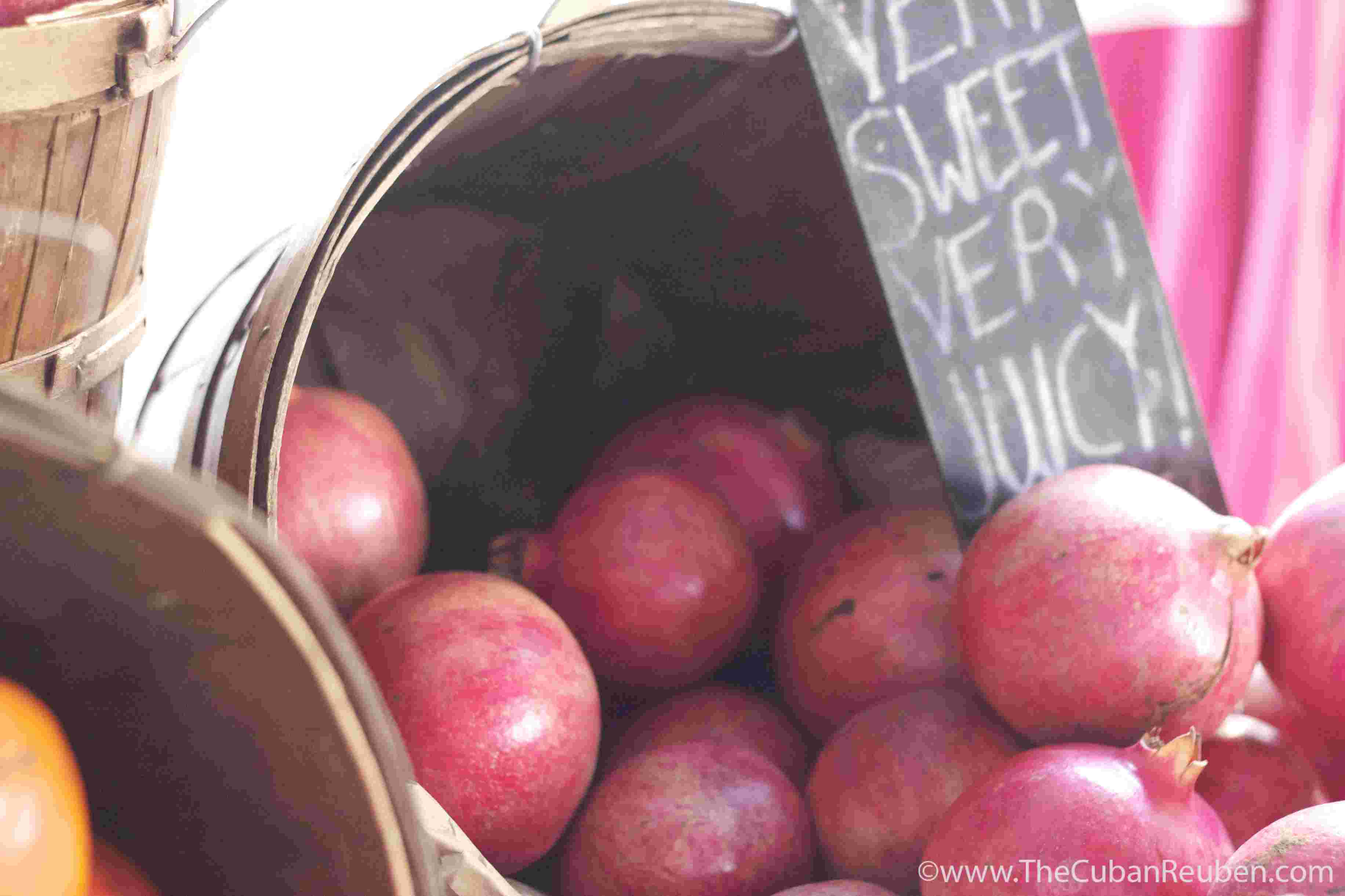Pomegranate Picking & Storing: My Go-To Method