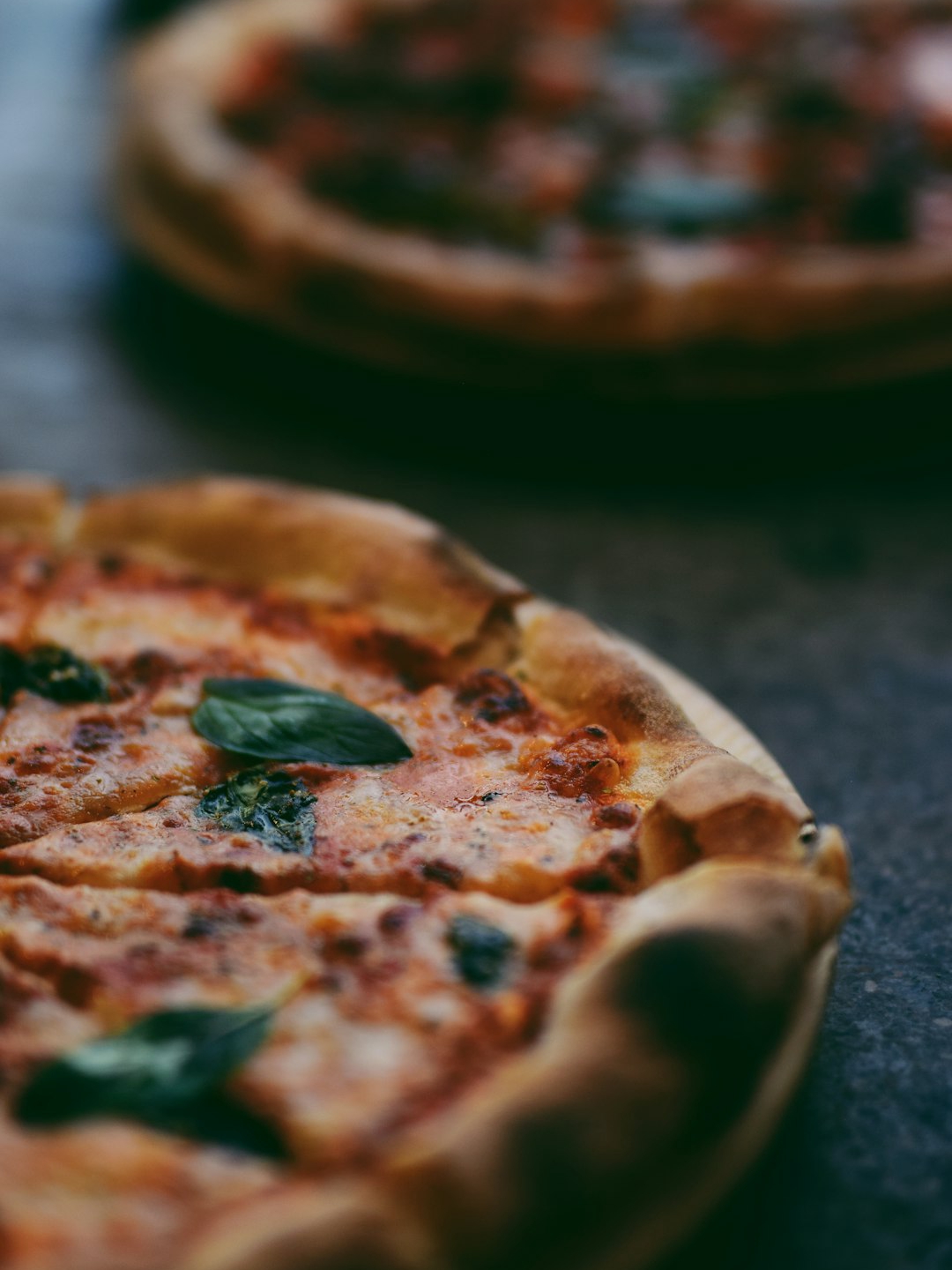 Hot Honey Deep Dish Pepperoni Pizza: Sweet Heat Meets Cheesy Bliss 🍕🔥