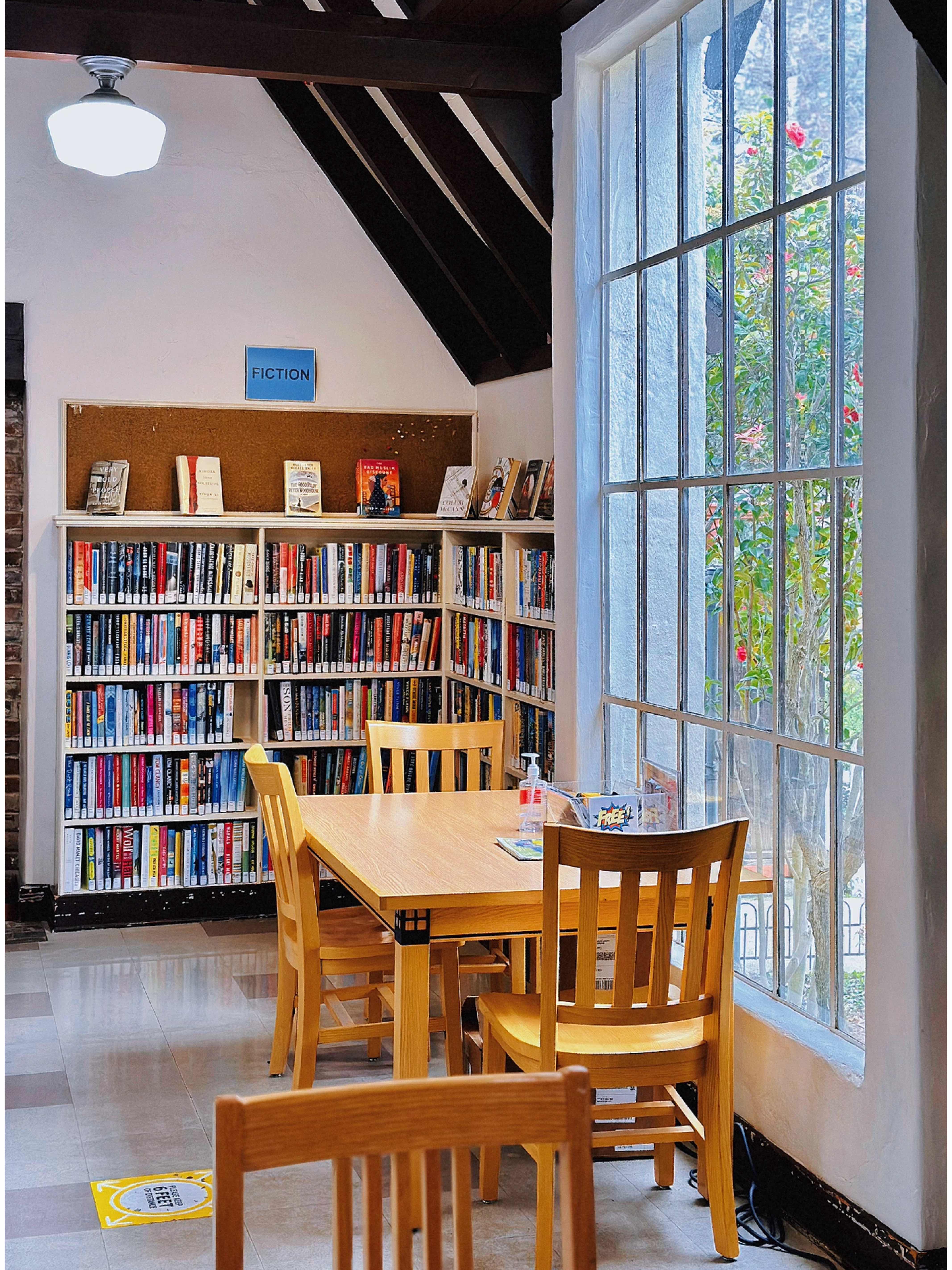 Wizard's Hut Library *Montclair Library*🔮