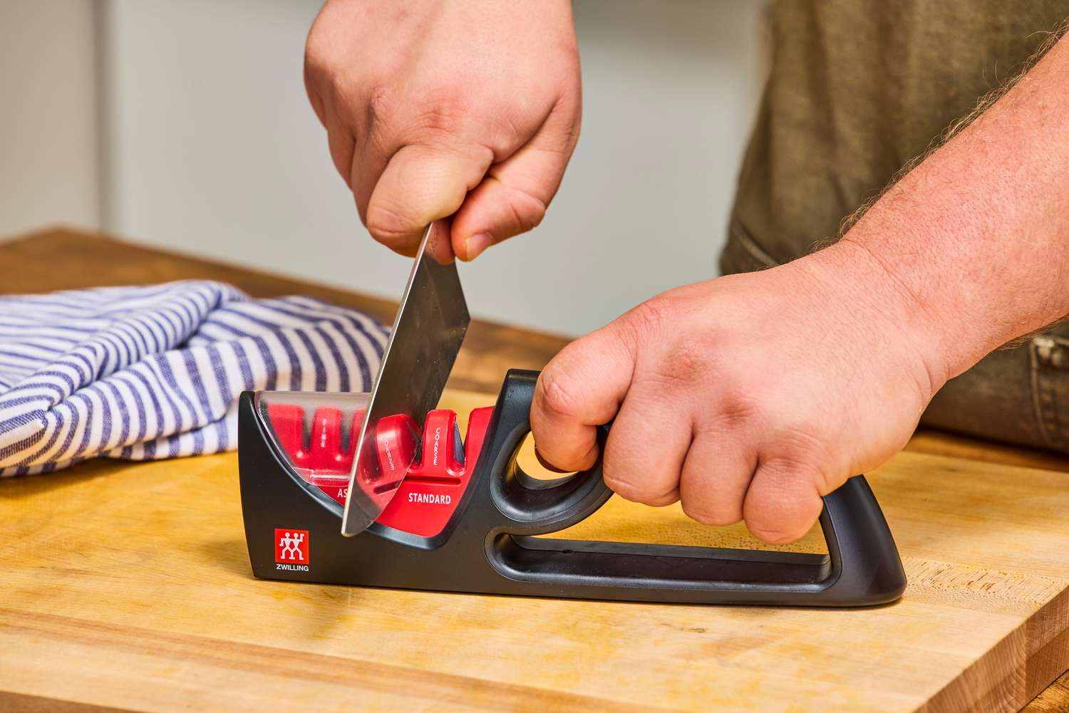 Dull Knife? Here’s How to Sharpen It Fast
