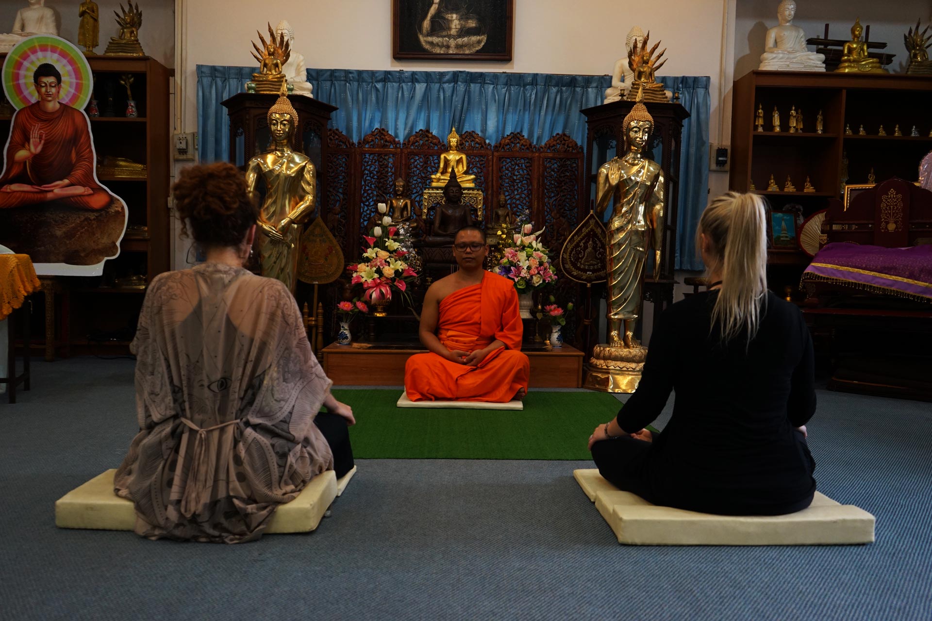 A Day in the Life of a Buddhist Monk in Chiang Mai