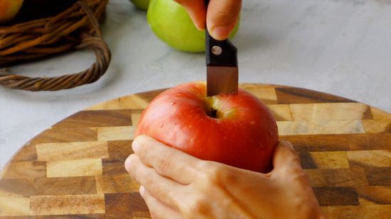 Fresh Apple, No Fuss: Core It Fast Every Time