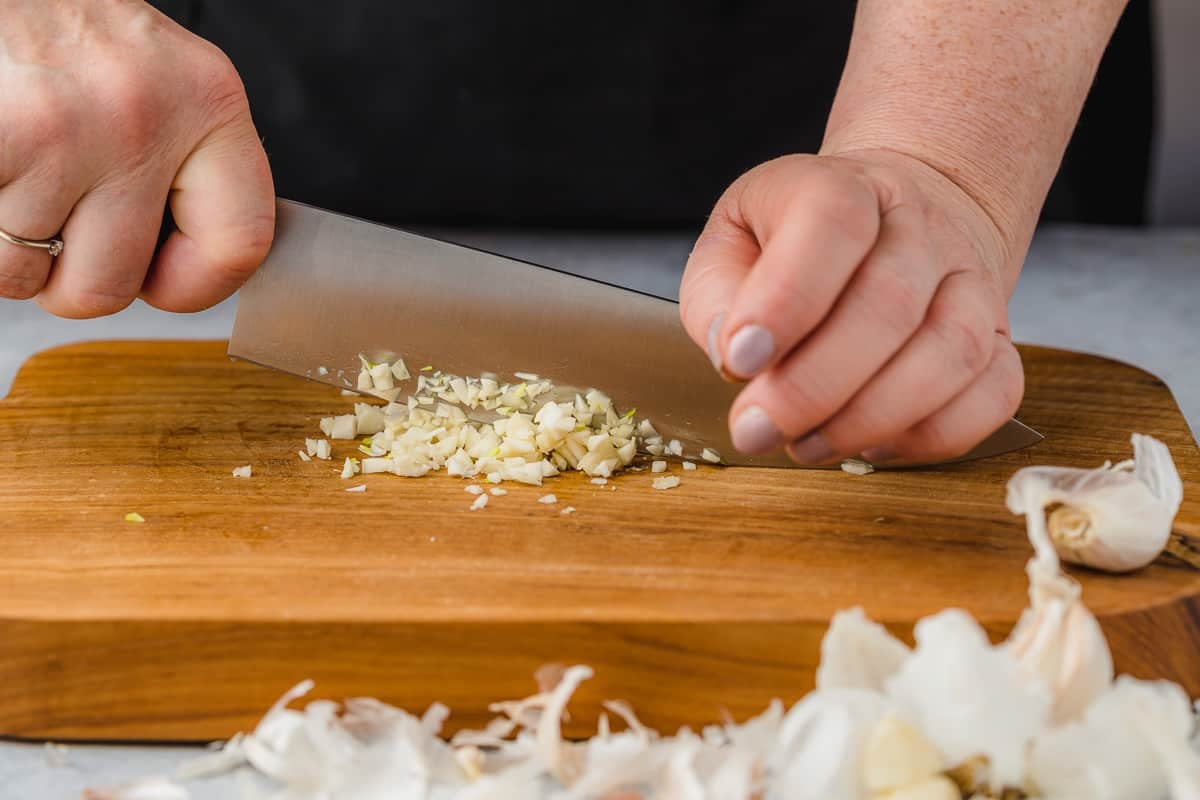 Best ways to Mince Garlic