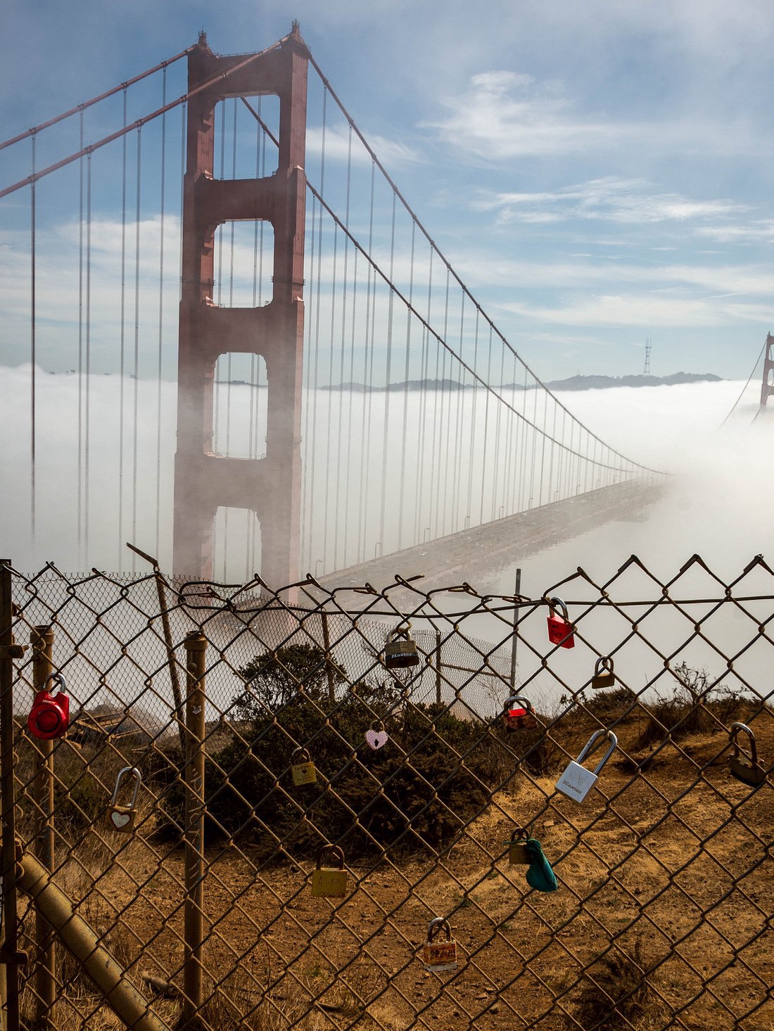 Enjoy the Amazing View of The Golden Gate Bridge in Battery Spencer