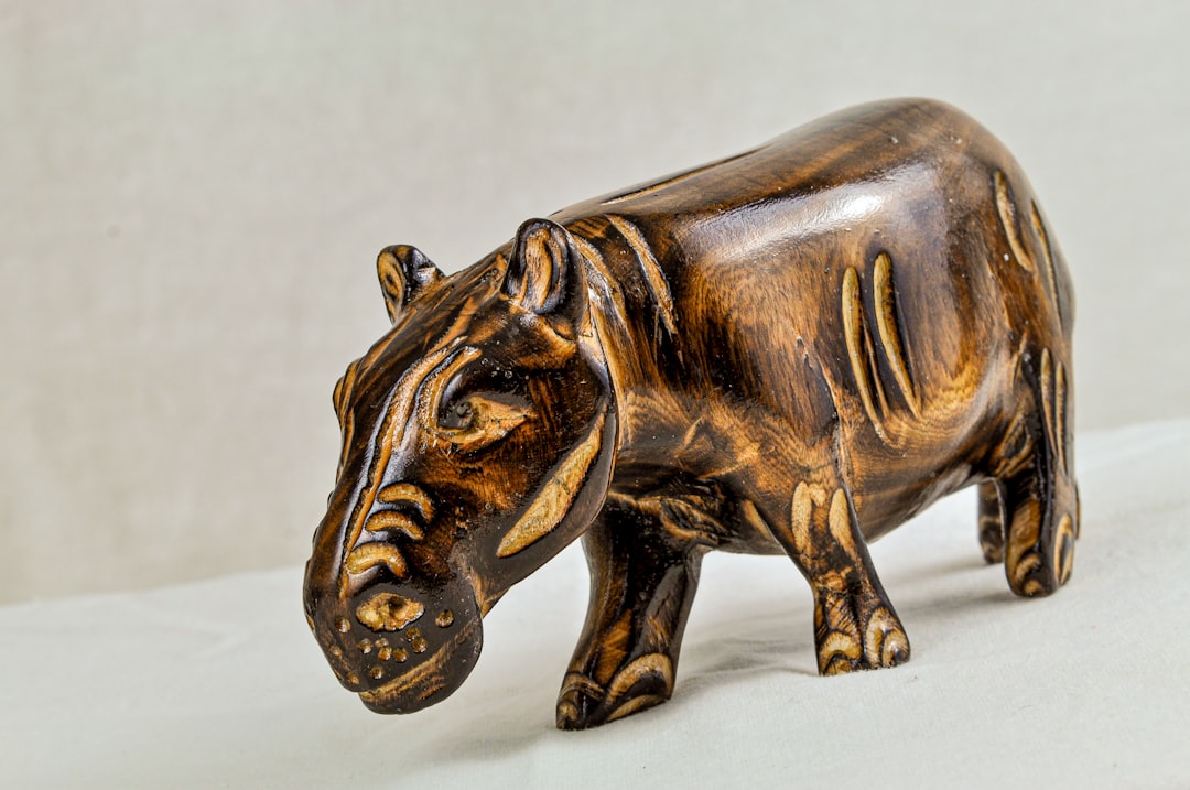 When New York’s Night Turns to Gold for Emerging Artists and Auction Icons