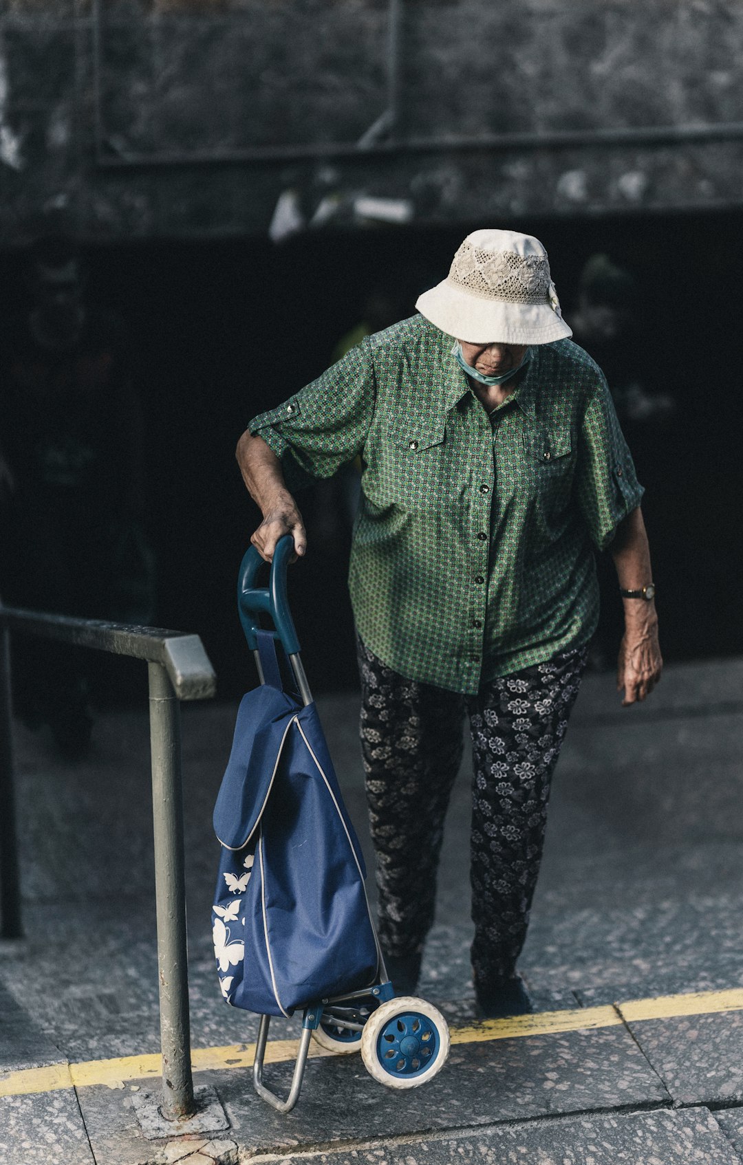 Why Does Fashion Get Riskier—or Safer—as We Age?