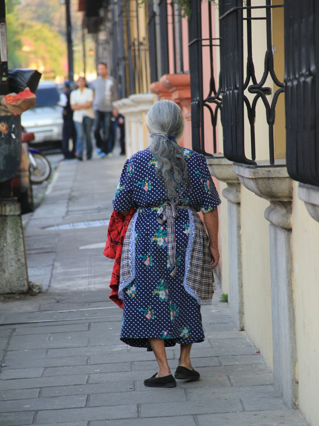 Why Does Fashion Get Riskier—or Safer—as We Age?