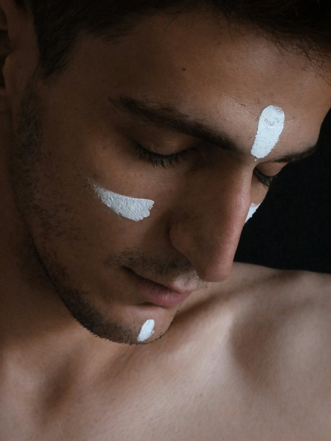 Face Care for Guys: Ditch the Soap, Upgrade Your Game!