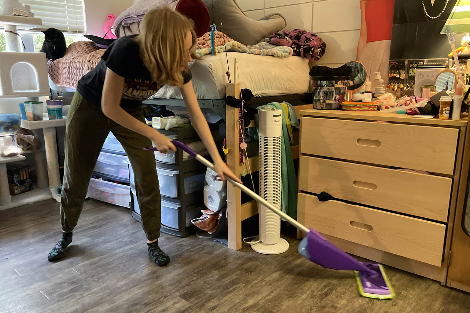 Dorm Cleaning Hacks That Actually Work! 🧹✨