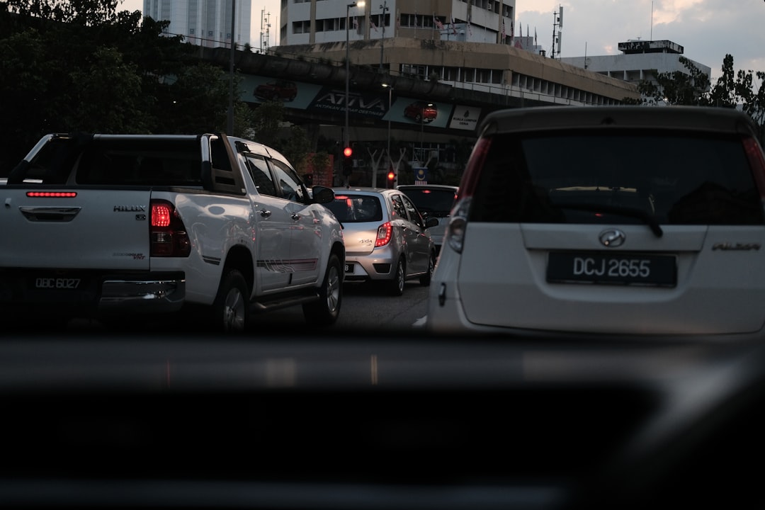 Should I Trade My Dream Job for a 5-Minute Commute? 🚗💭