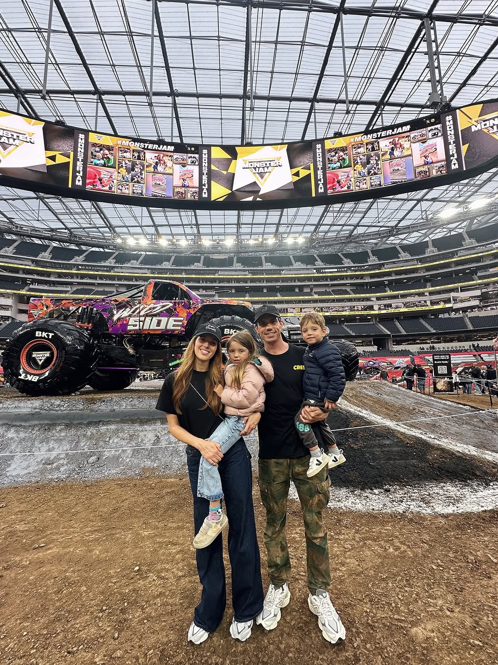 Tanner Novlan’s Family Birthday Vibes