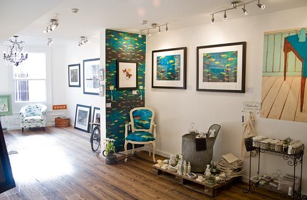 Small Galleries, Big Surprises: Where Quiet Walls Burst with Wild Ideas