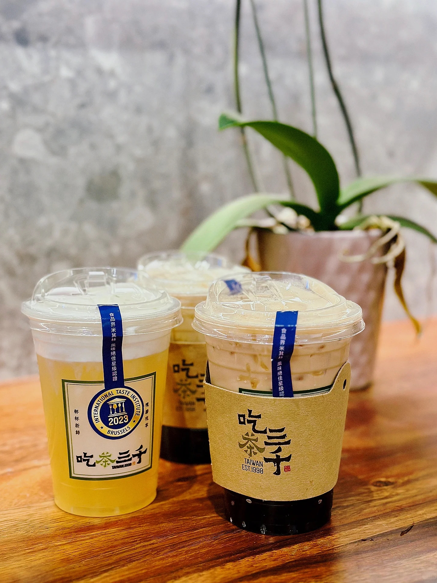 Check in at Nawan Famous Milk Tea • Three Thousand Tea to Eat Tea ~ Cixi ~ Flower Moon First Tea.