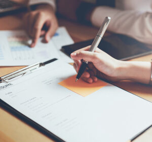 How I Juggled Job Offers Without Burning Bridges