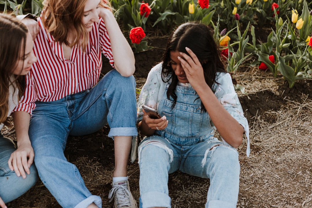 How I Accidentally Befriended a Celebrity (Without Being a Creep)