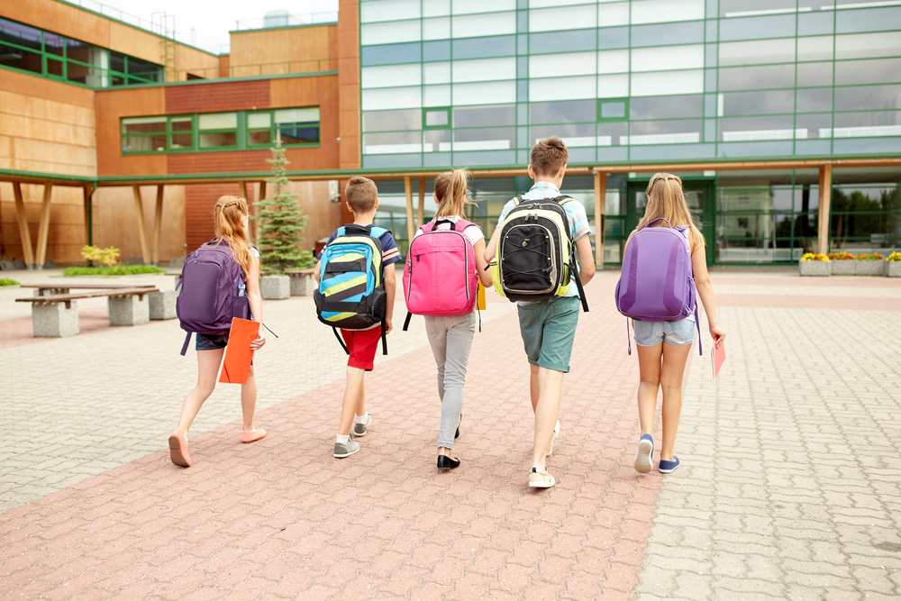 Breaking Up With My Friend Group: The Art of Disappearing Gracefully