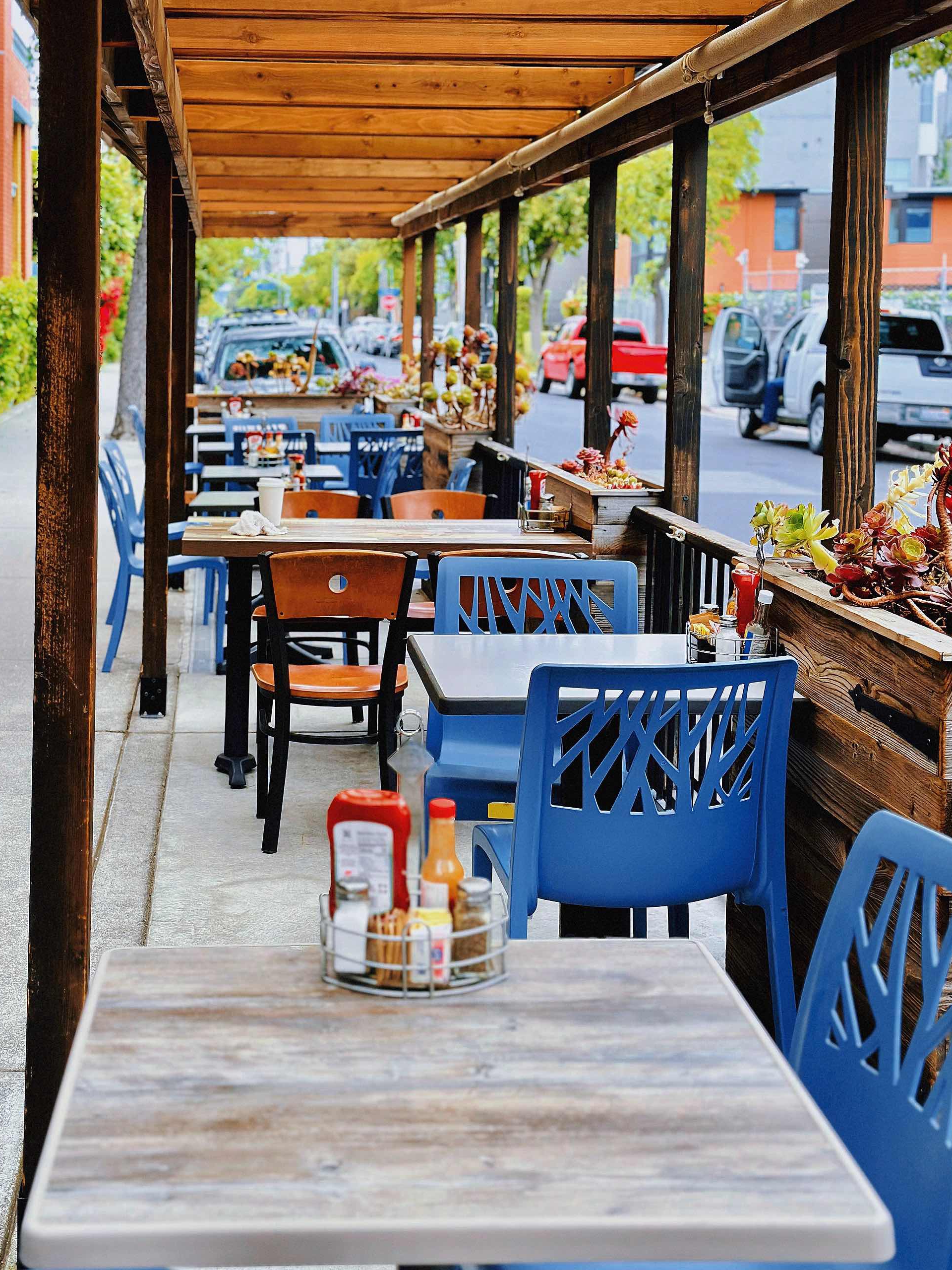 Doyle Street Cafe - The East Bay's Viral Brunch Spot 🌞