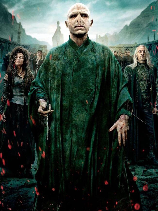 Voldemort’s Robe Drama? Ralph Spills! 🧙‍♂️
