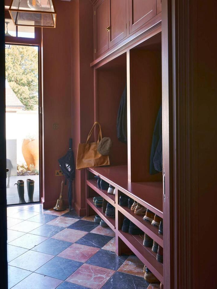 The Suitcase Declutter Hack Actually Works