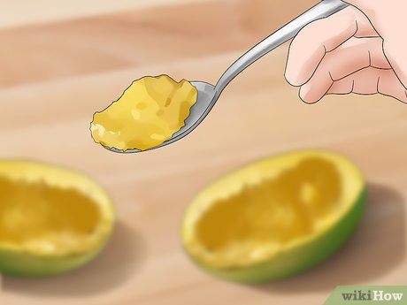 How to enjoy a nice Pawpaw(Tastes Like Mango and Banana