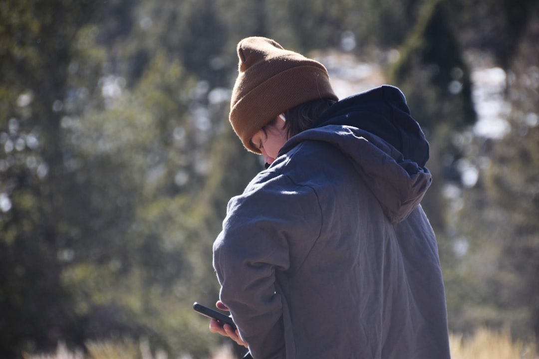 Dad Refuses to Call 13-Year-Old Son First—Is This Fair? 😳📞