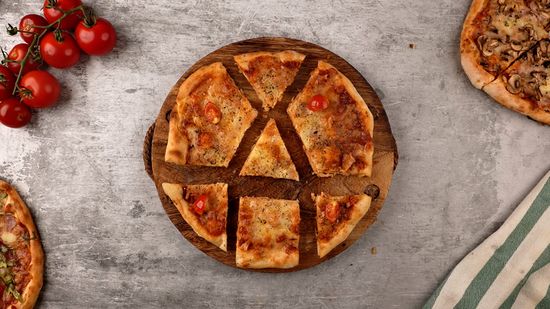 Ways to Slice a Pizza for 7 Hungry Friends......