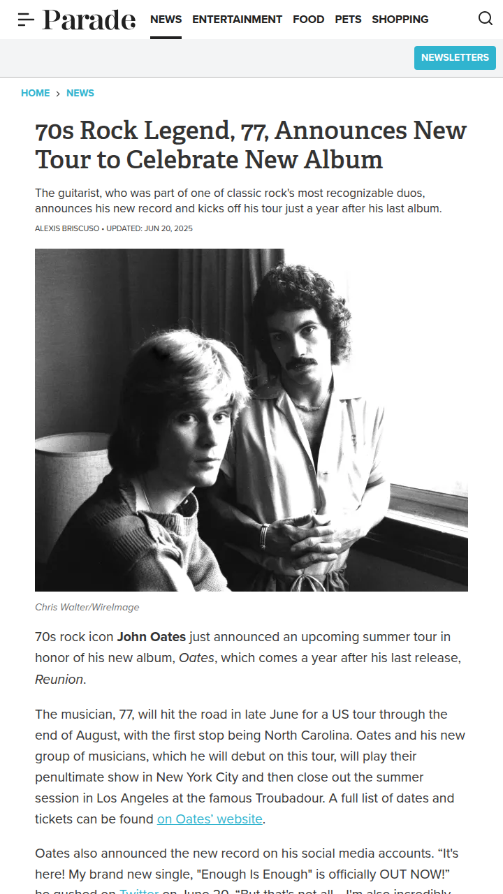 John Oates Ditches Hall? 👀