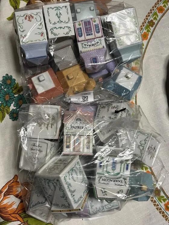 Thrift Store Jackpot: $20 for a $285 Set?!