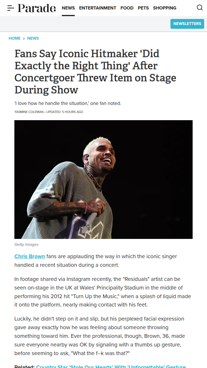 Chris Brown’s Chill Reaction to Stage Drama 😳