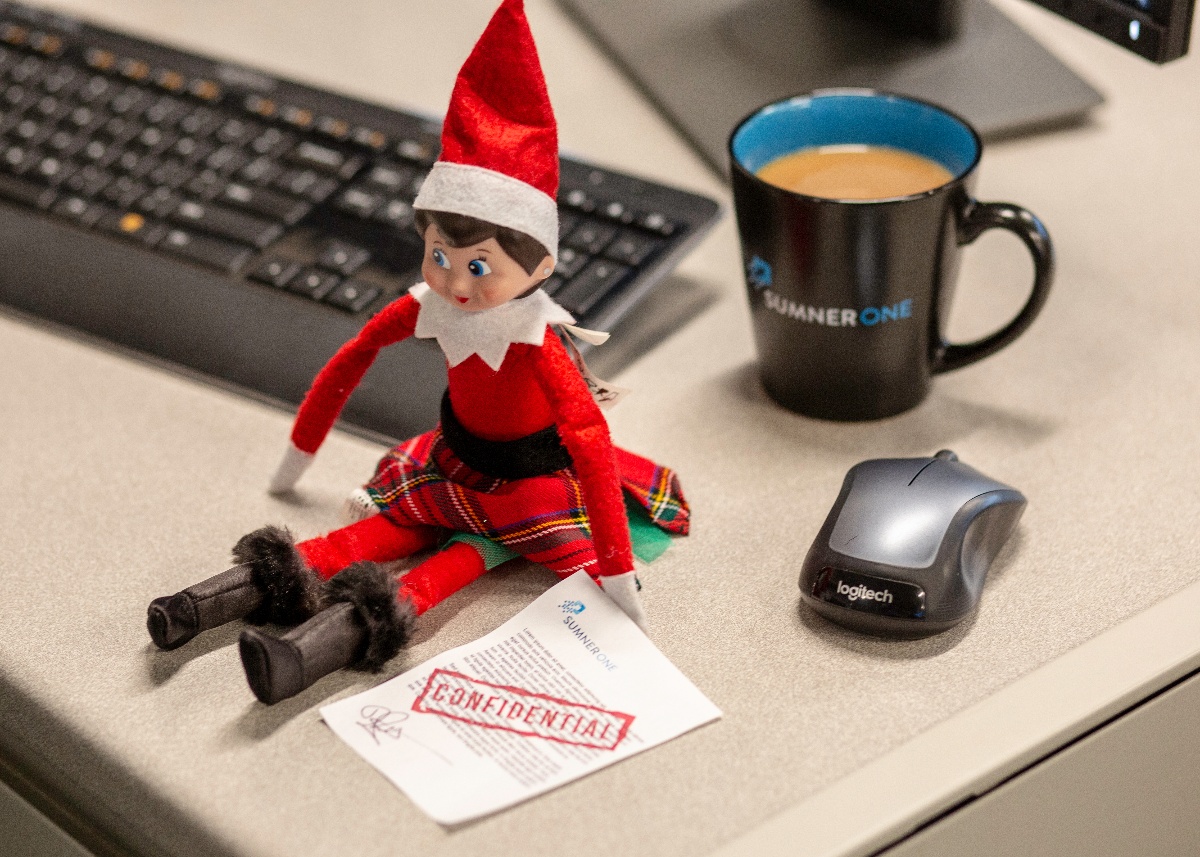 Elf on the Shelf Joins Dad at the Office: A Holiday Adventure