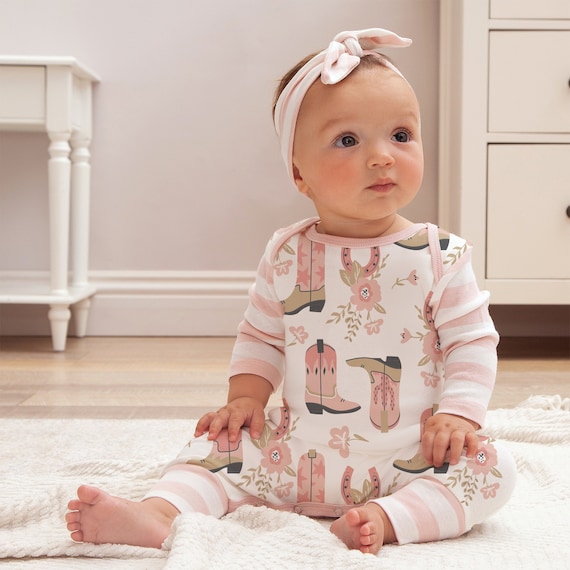 Adorable Baby Outfits That Melt My Heart Every Time