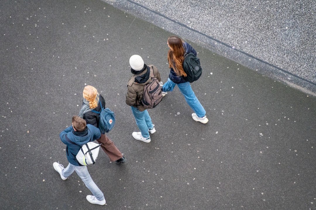  How to Pick the Perfect Urban Daypack 🏙️🎒