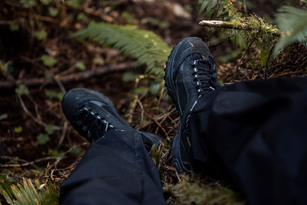 The Ultimate Hiking Boot Guide: Conquer America's Toughest Trails 🥾🏞️