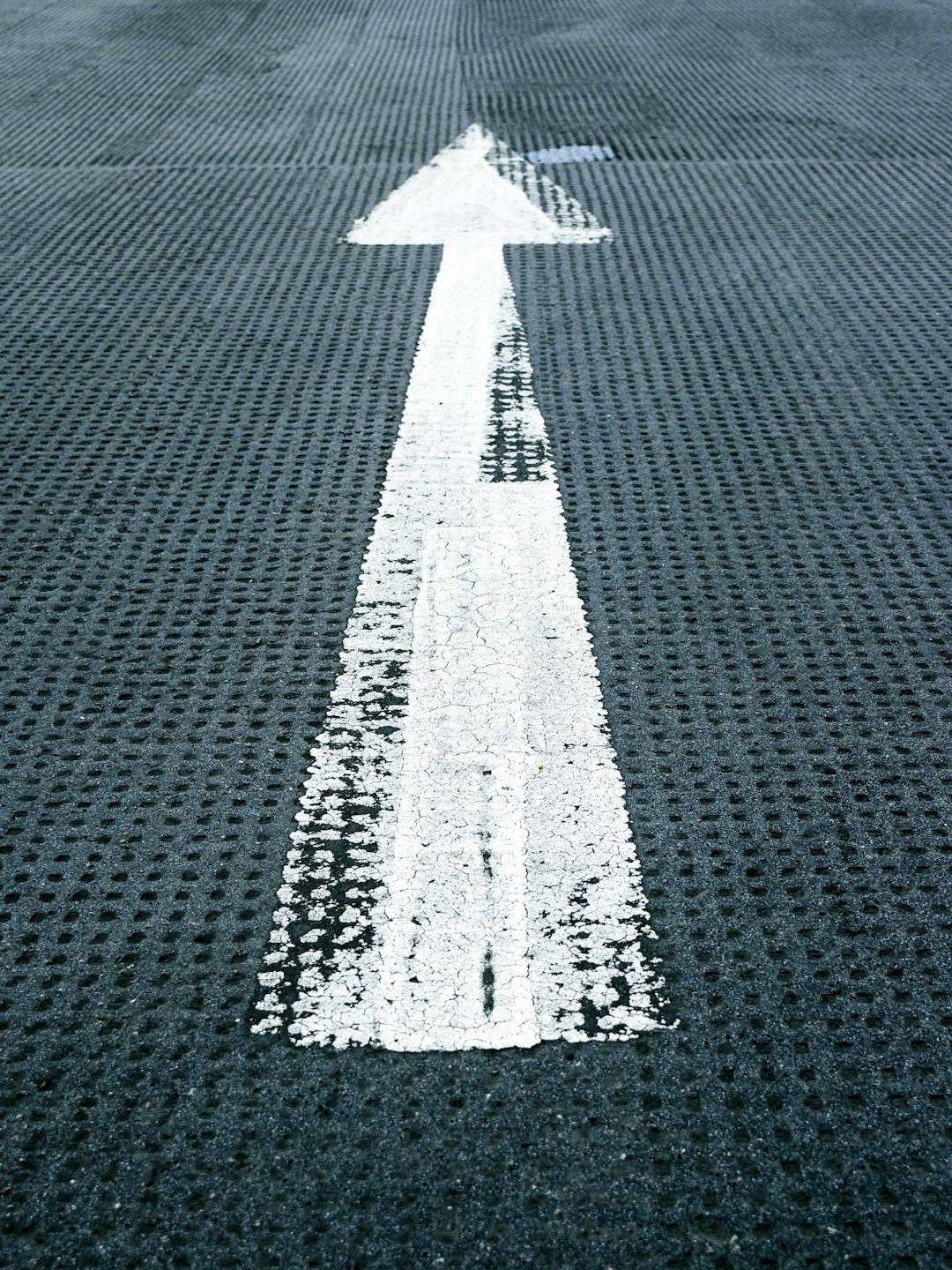 Should I Quit My Dead-End Job? Feeling Totally Lost 😓