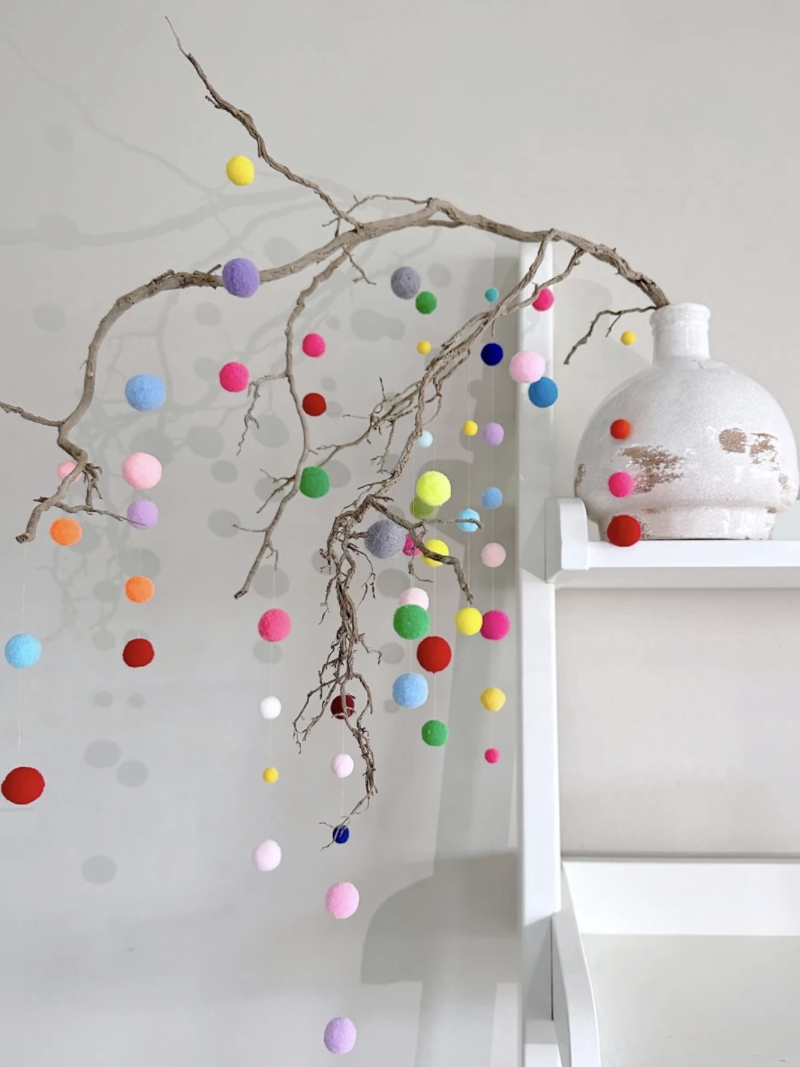 DIY Vibes: Rainbow Pom-Pom Branches 🌈✂️
