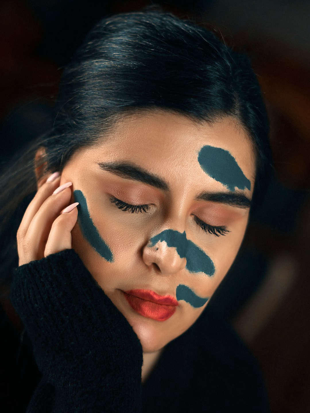 Marxism Taught Me How to Do My Makeup